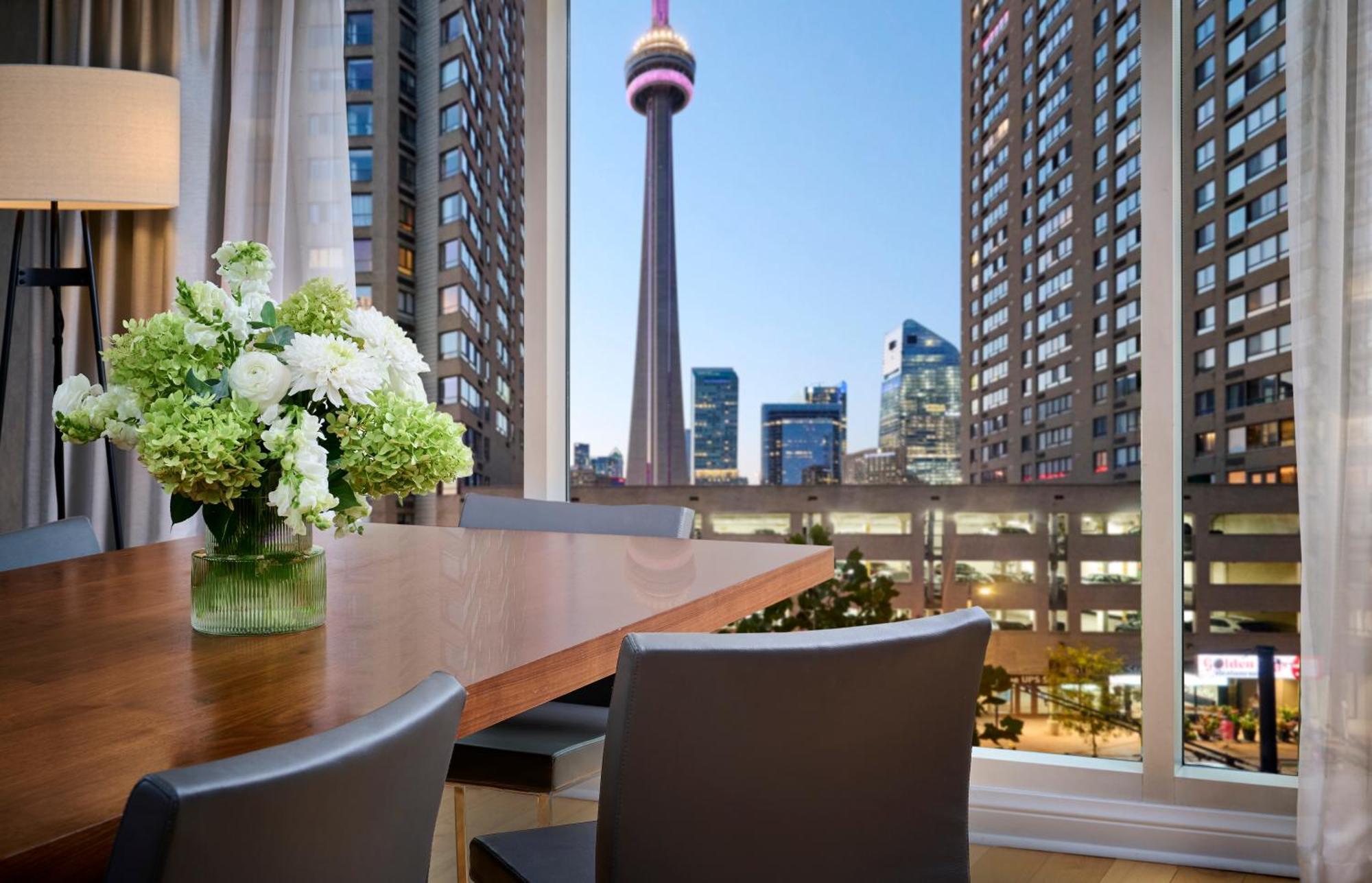 Radisson Blu Toronto Downtown 호텔 외부 사진