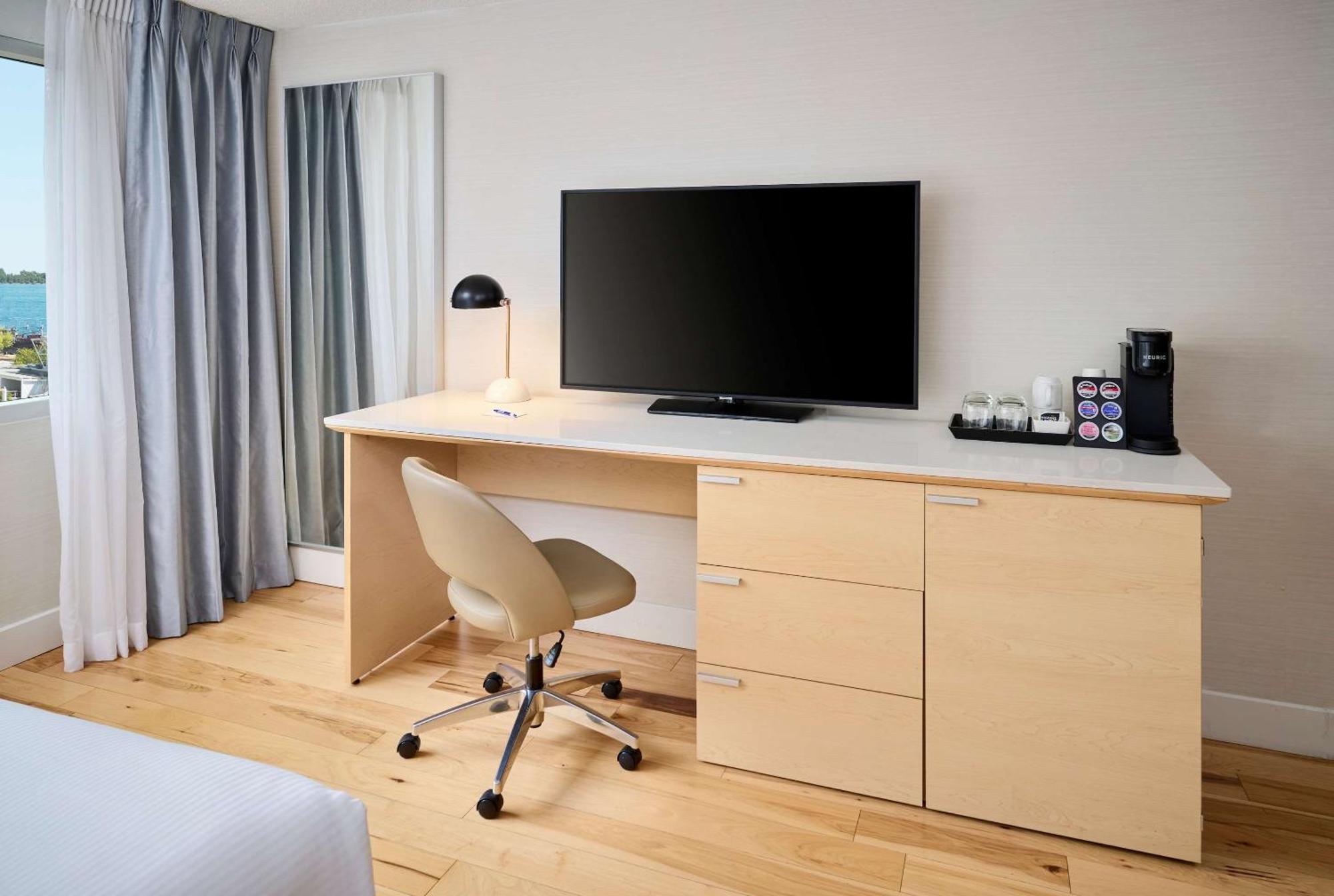 Radisson Blu Toronto Downtown 호텔 외부 사진