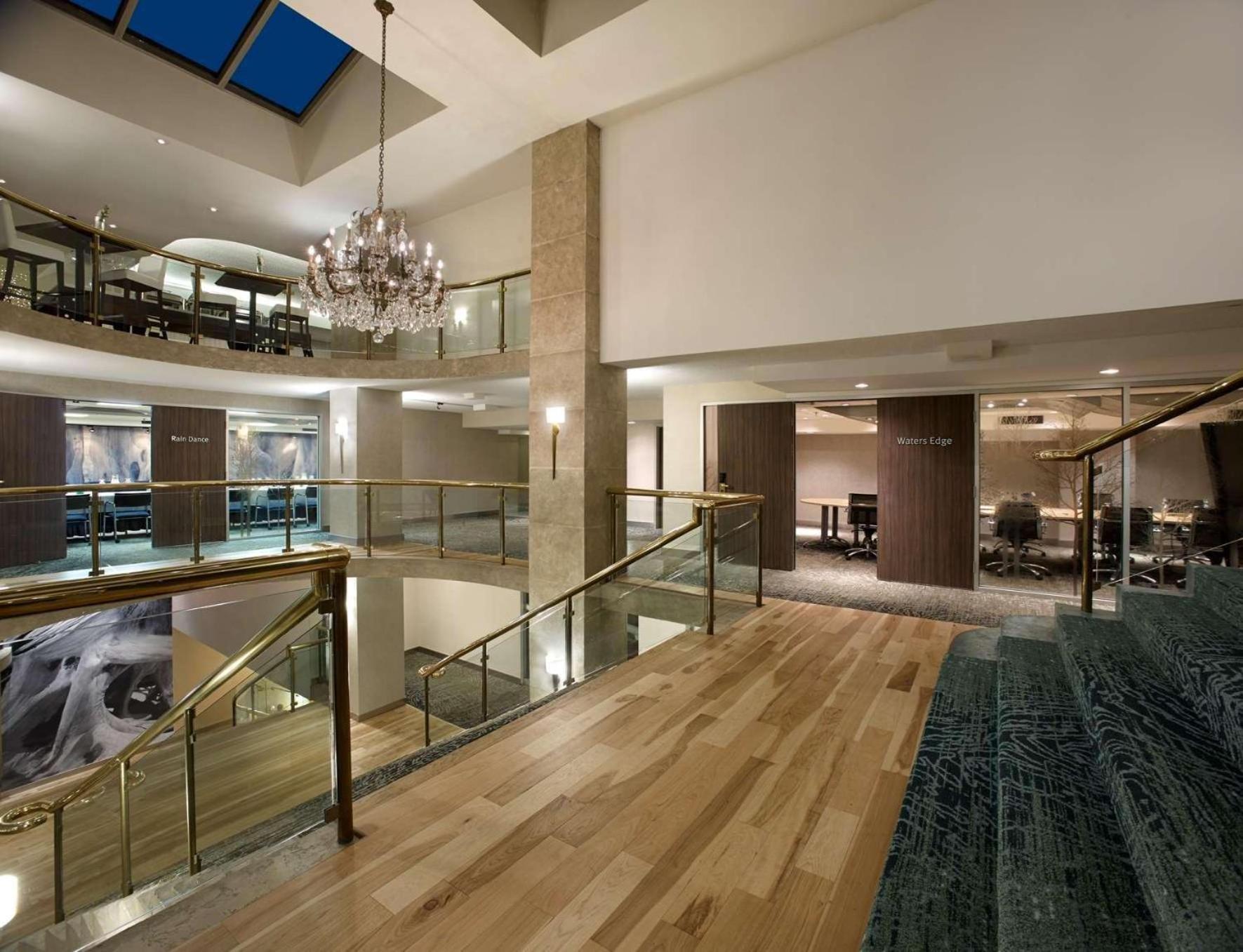 Radisson Blu Toronto Downtown 호텔 외부 사진
