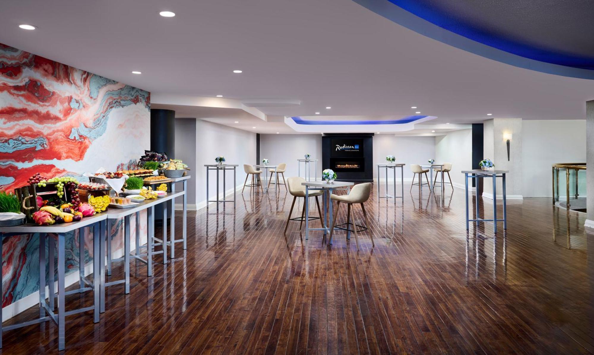 Radisson Blu Toronto Downtown 호텔 외부 사진