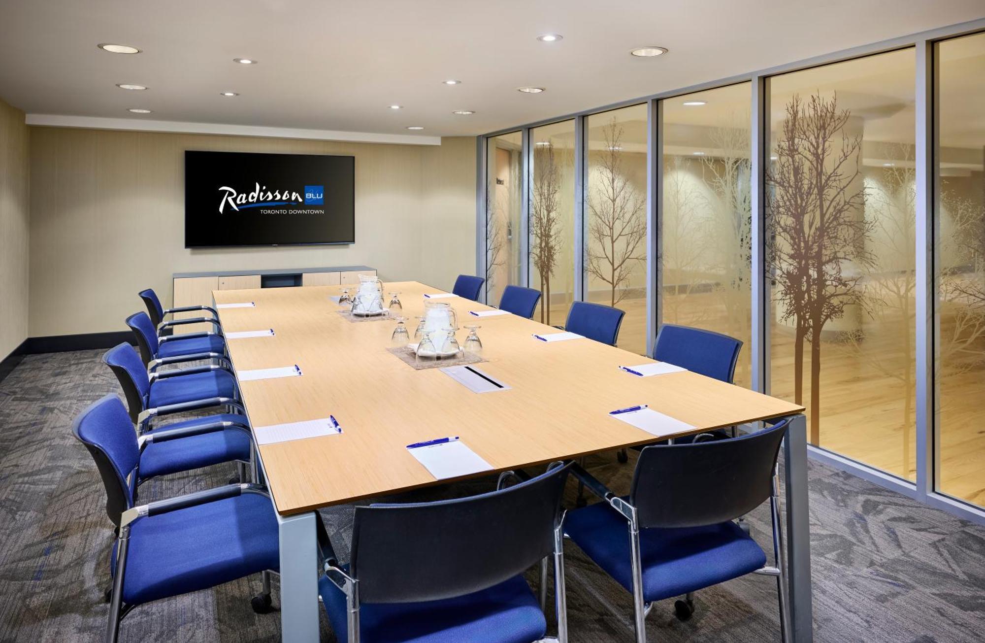 Radisson Blu Toronto Downtown 호텔 외부 사진